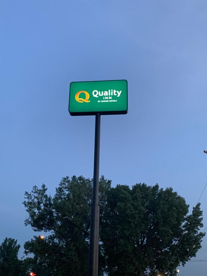 Quality Inn Owatonna Near Medical Center Kültér fotó
